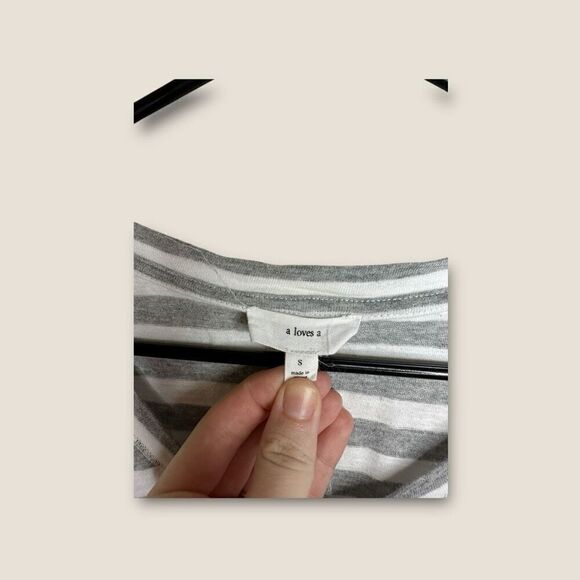 A Loves A Striped Gray/White Long Sleeve Tee Size Small - Picture 4 of 5